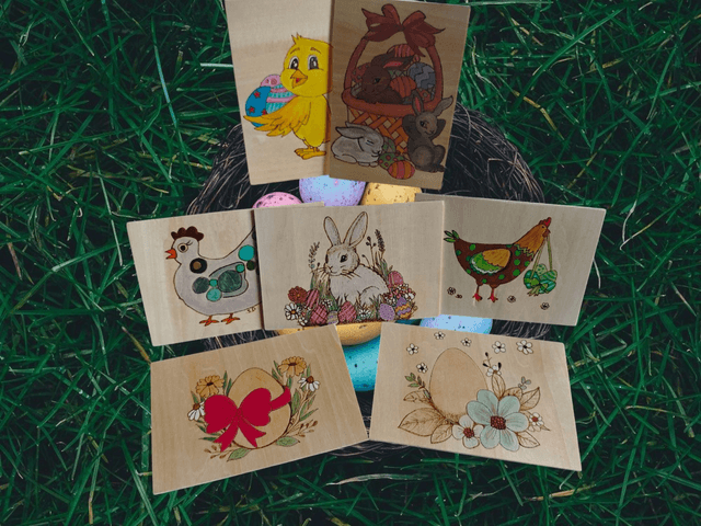 Carte postale en bois – Édition spéciale Pâques